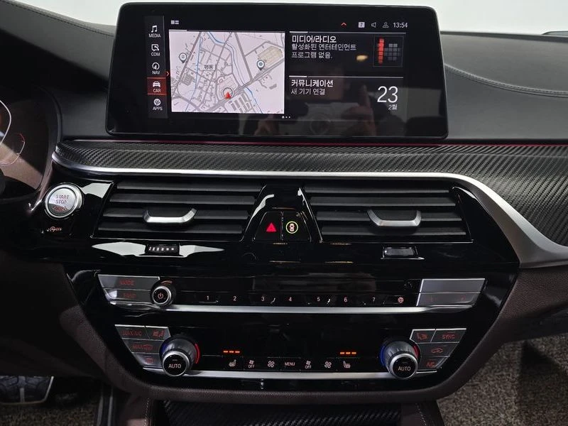 BMW 520 520I M Sports, снимка 13 - Автомобили и джипове - 55500728