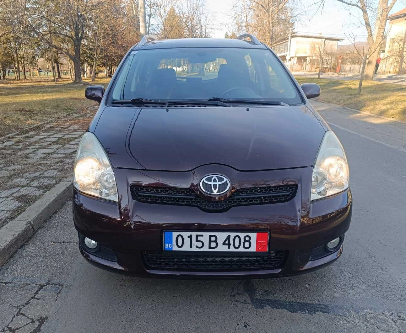 Toyota Corolla verso 2.2 D4D/136к.с/2007г. - изображение 3