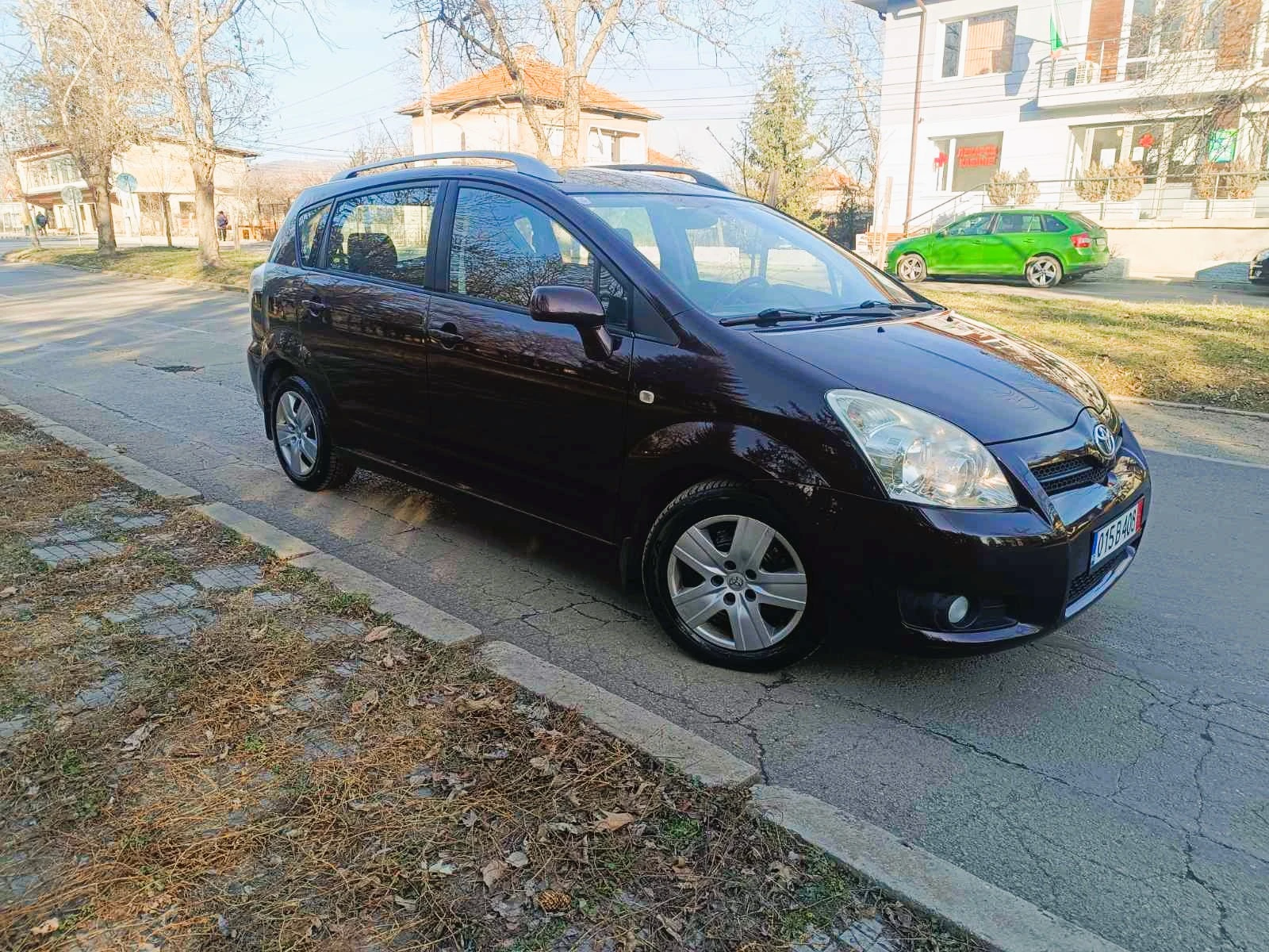 Toyota Corolla verso 2.2 D4D/136к.с/2007г. - изображение 5