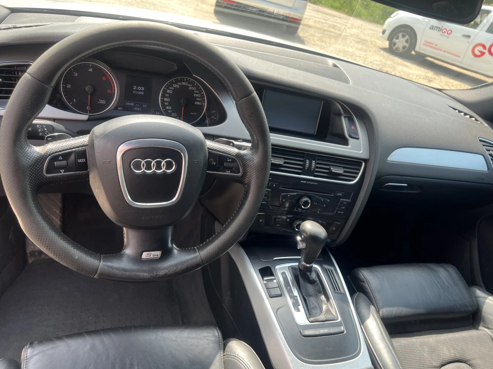 Audi A4 Avant 2.0TDI S-Line - изображение 9