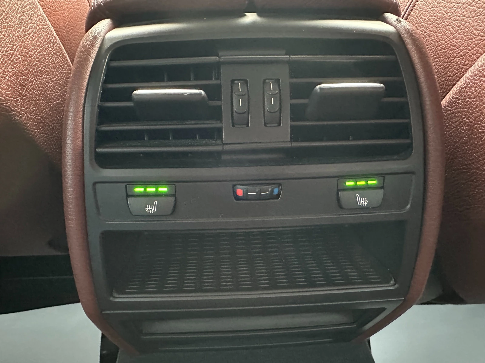 BMW 740 D Xdrive/Фейслифт/Уникат/2014г - изображение 10