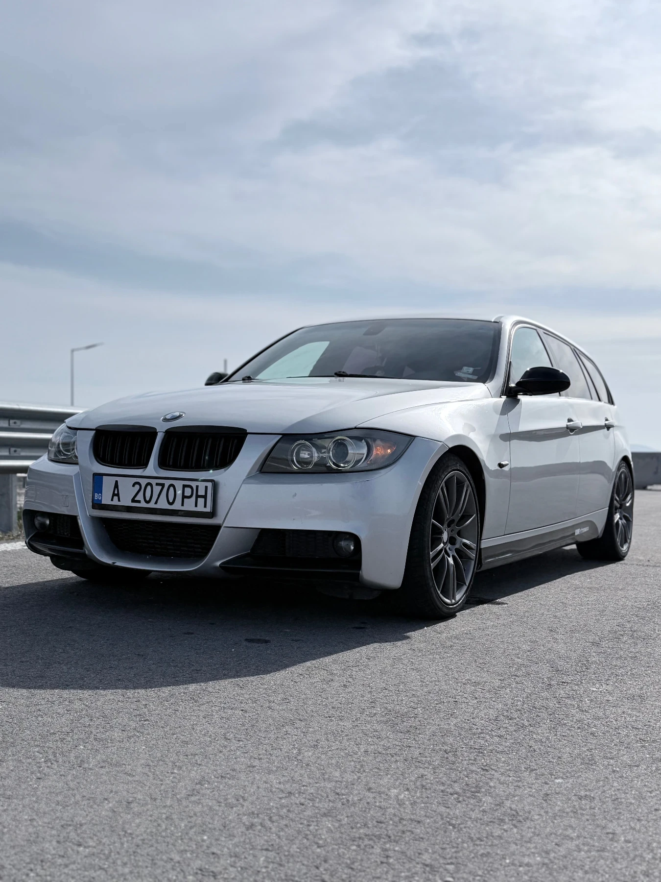 BMW 320  - изображение 2