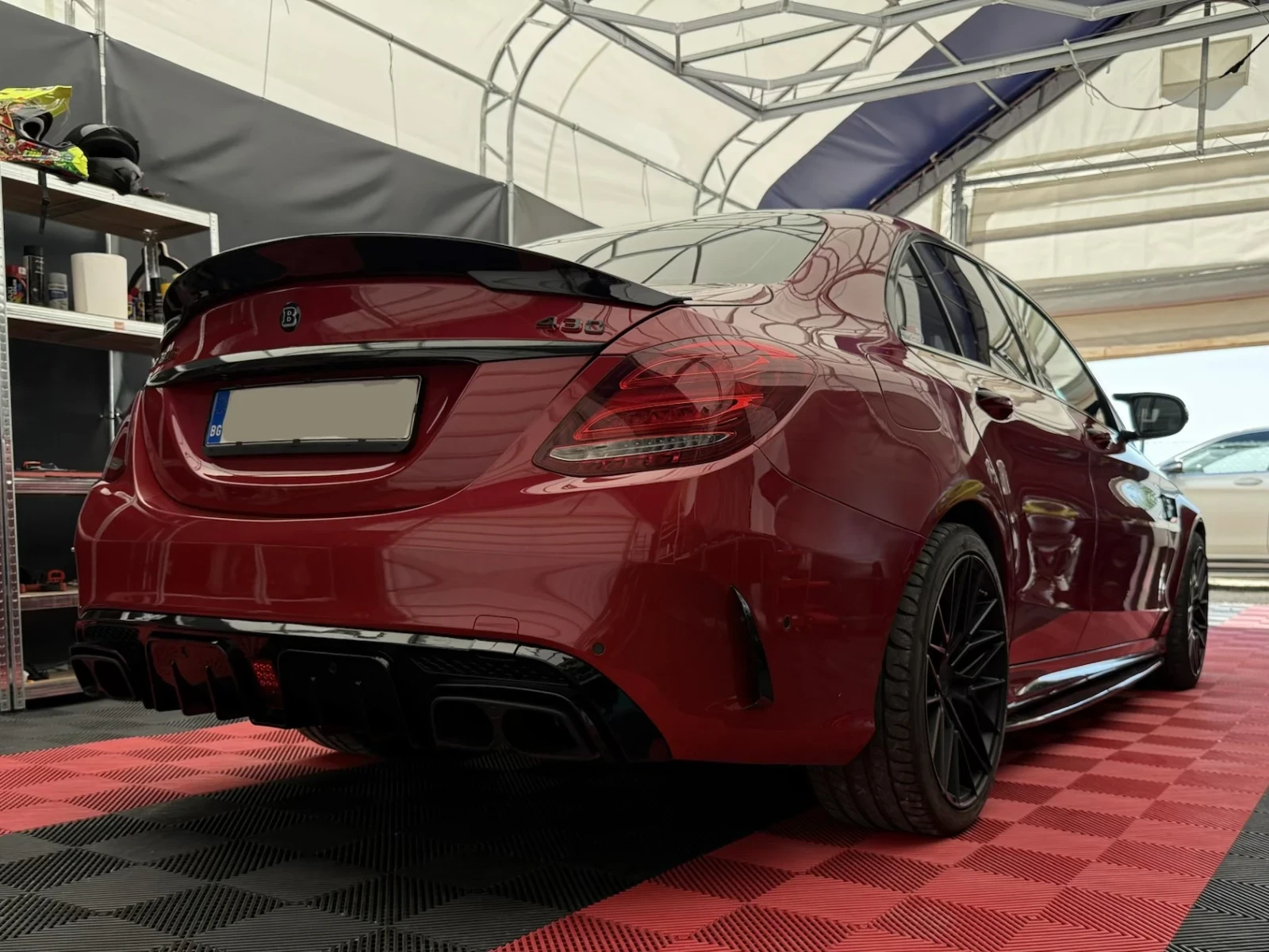 Mercedes-Benz C 400 BRABUS ПАКЕТ / CARPLAY / 64 АМБИЕНТНО ОСВЕТЛЕНИЕ, снимка 7 - Автомобили и джипове - 54479950