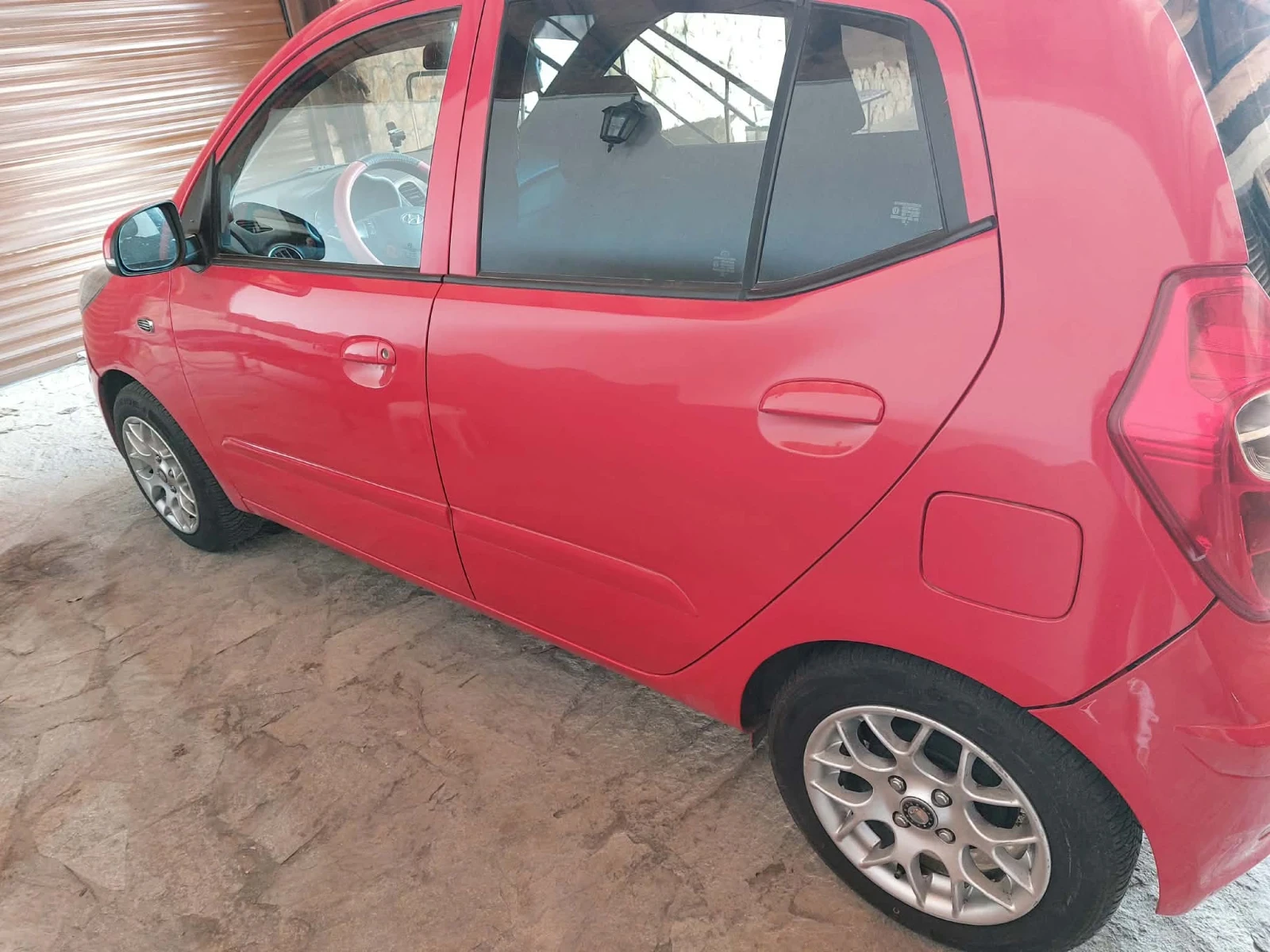 Hyundai I10 FACELIFT, снимка 3 - Автомобили и джипове - 54221643