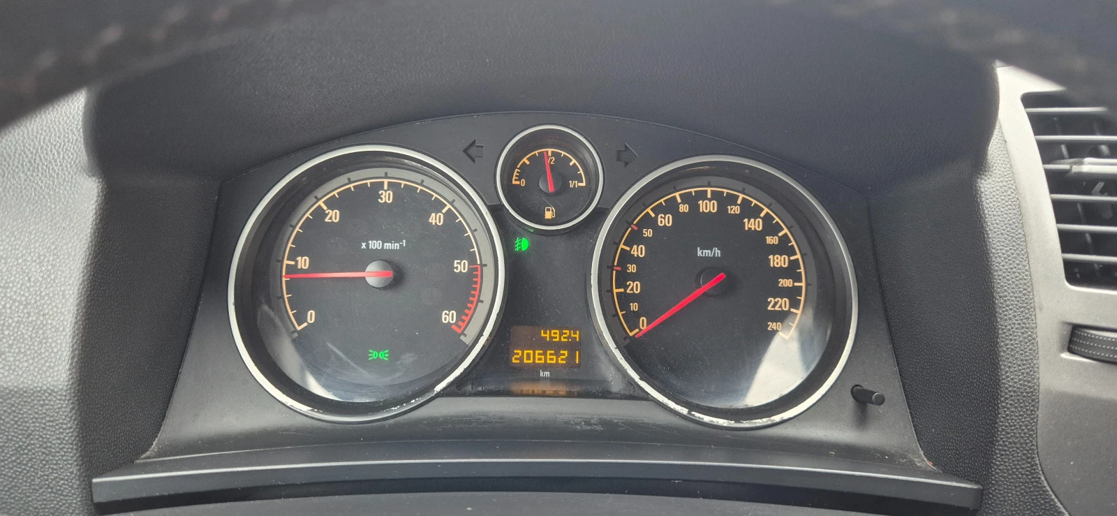 Opel Zafira 1.9cdti* 7м.6ск.* Кожа* , снимка 7 - Автомобили и джипове - 54208232