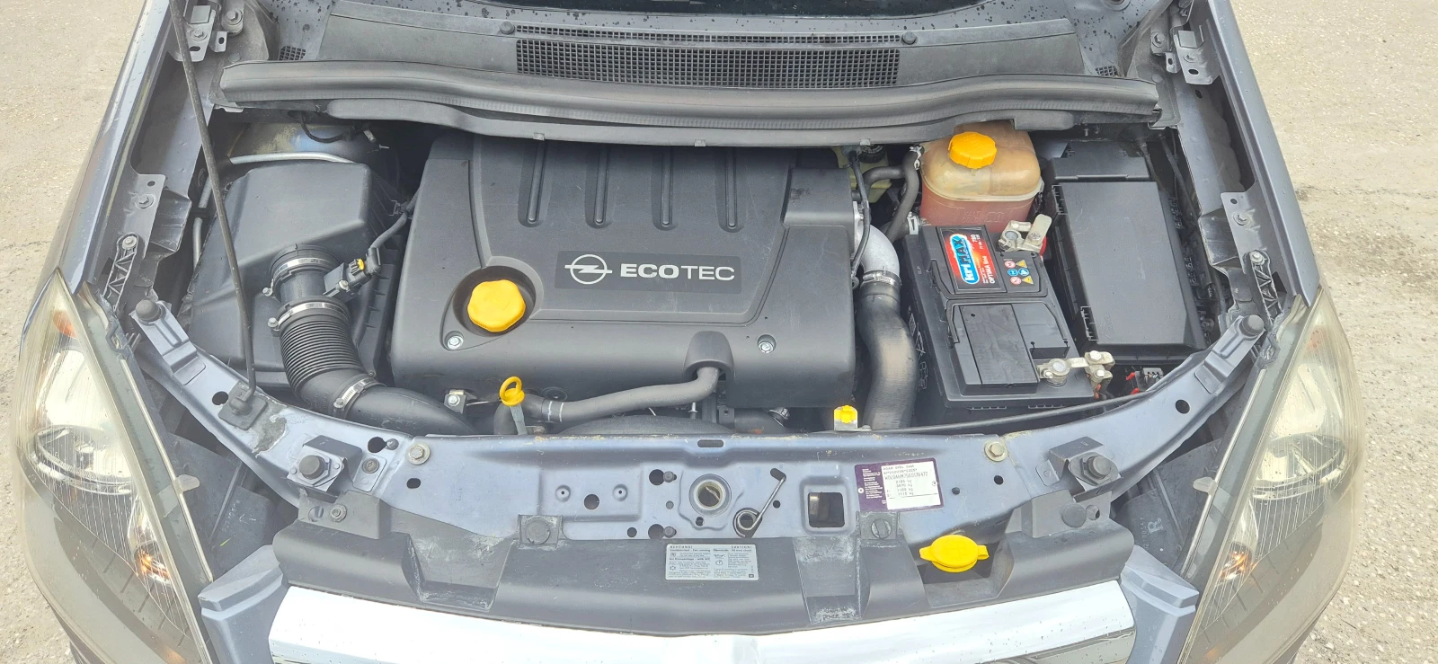 Opel Zafira 1.9cdti* 7м.6ск.* Кожа* , снимка 12 - Автомобили и джипове - 54208232