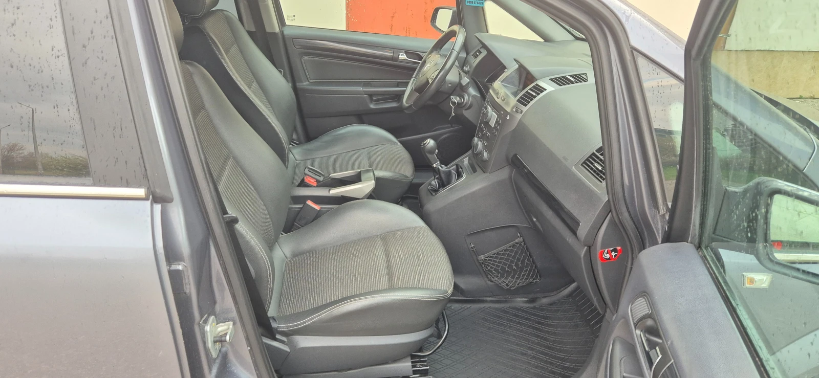 Opel Zafira 1.9cdti* 7м.6ск.* Кожа* , снимка 4 - Автомобили и джипове - 54208232
