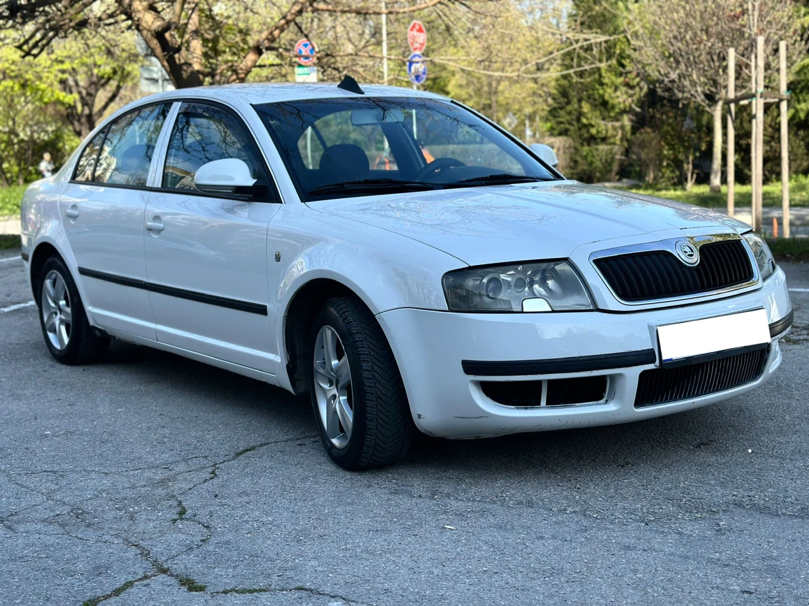 Skoda Superb Отлична /Топ, снимка 3 - Автомобили и джипове - 54331130