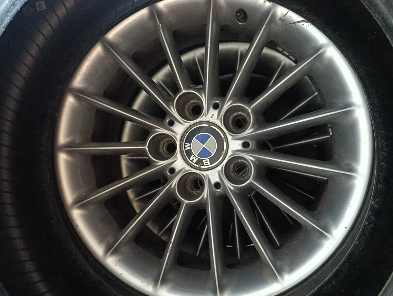 BMW 528, снимка 12 - Автомобили и джипове - 54441421