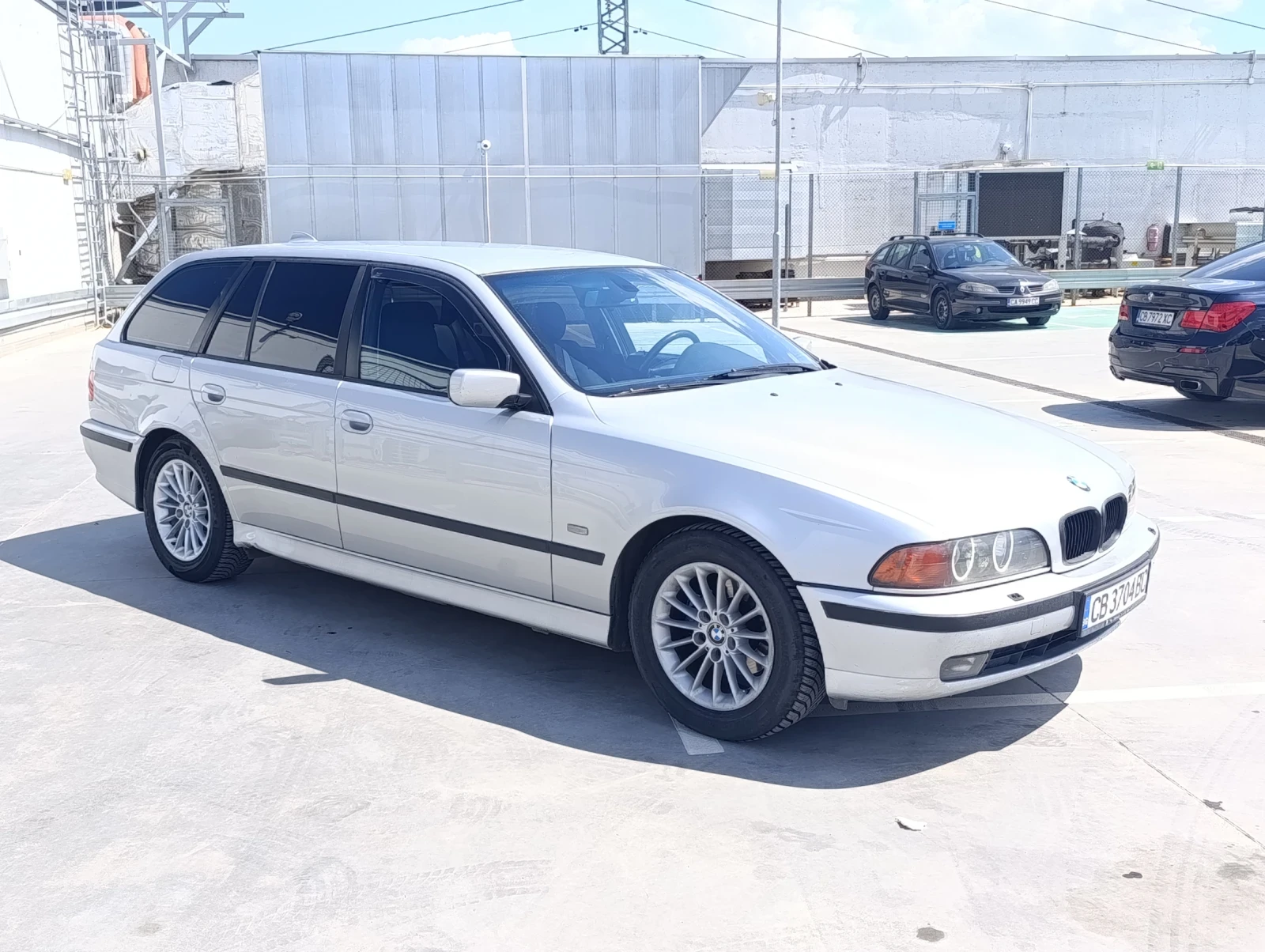 BMW 528, снимка 8 - Автомобили и джипове - 54441421