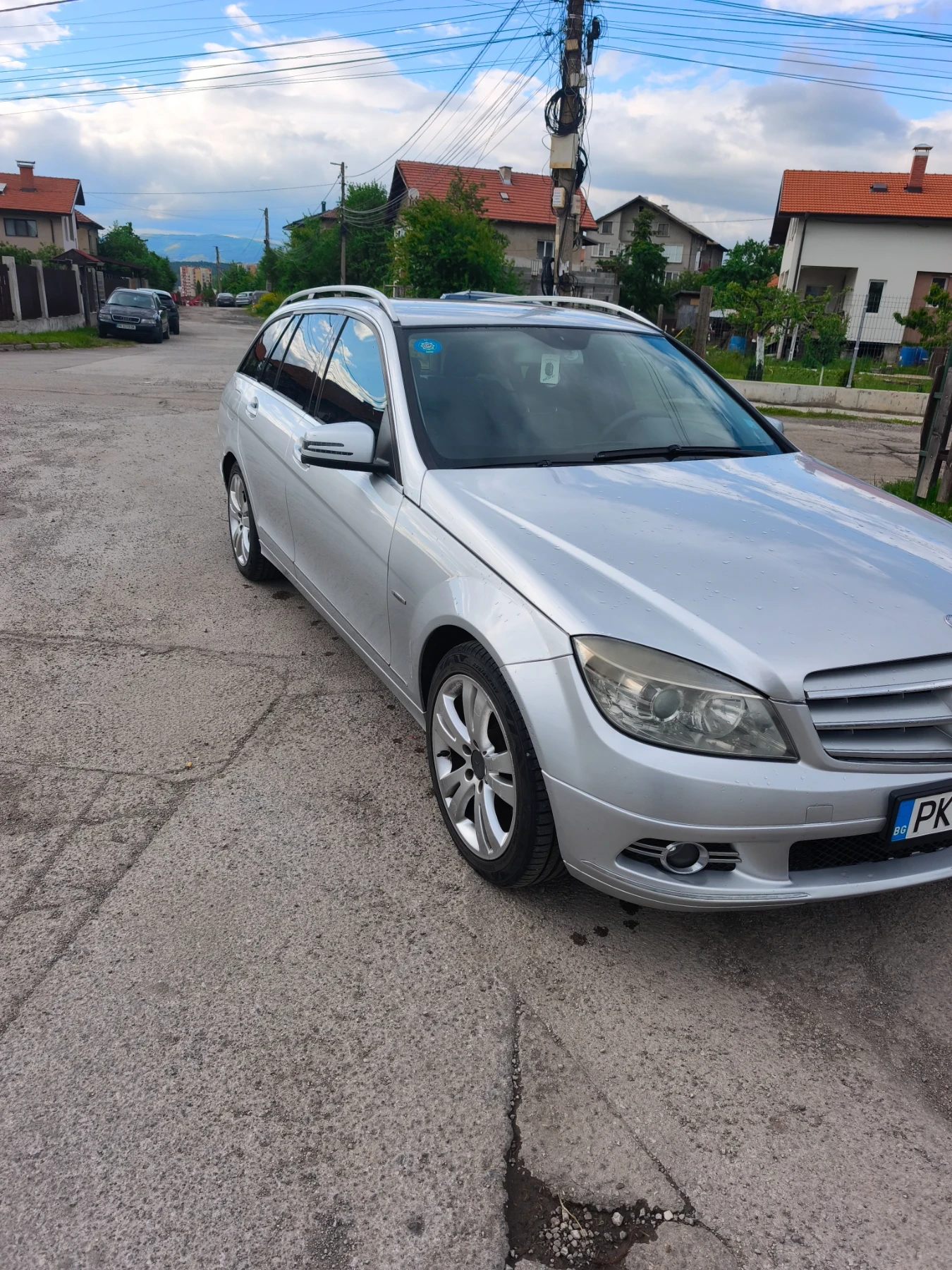 Mercedes-Benz C 220, снимка 2 - Автомобили и джипове - 54656558