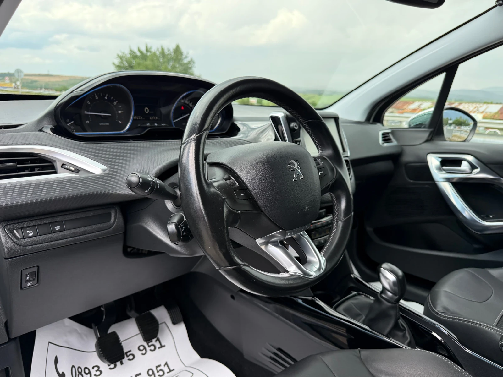 Peugeot 2008 1.2i-TURBO-99.000km-NEW-TOP-NAVI-TV-DVD-LED, снимка 7 - Автомобили и джипове - 54740956