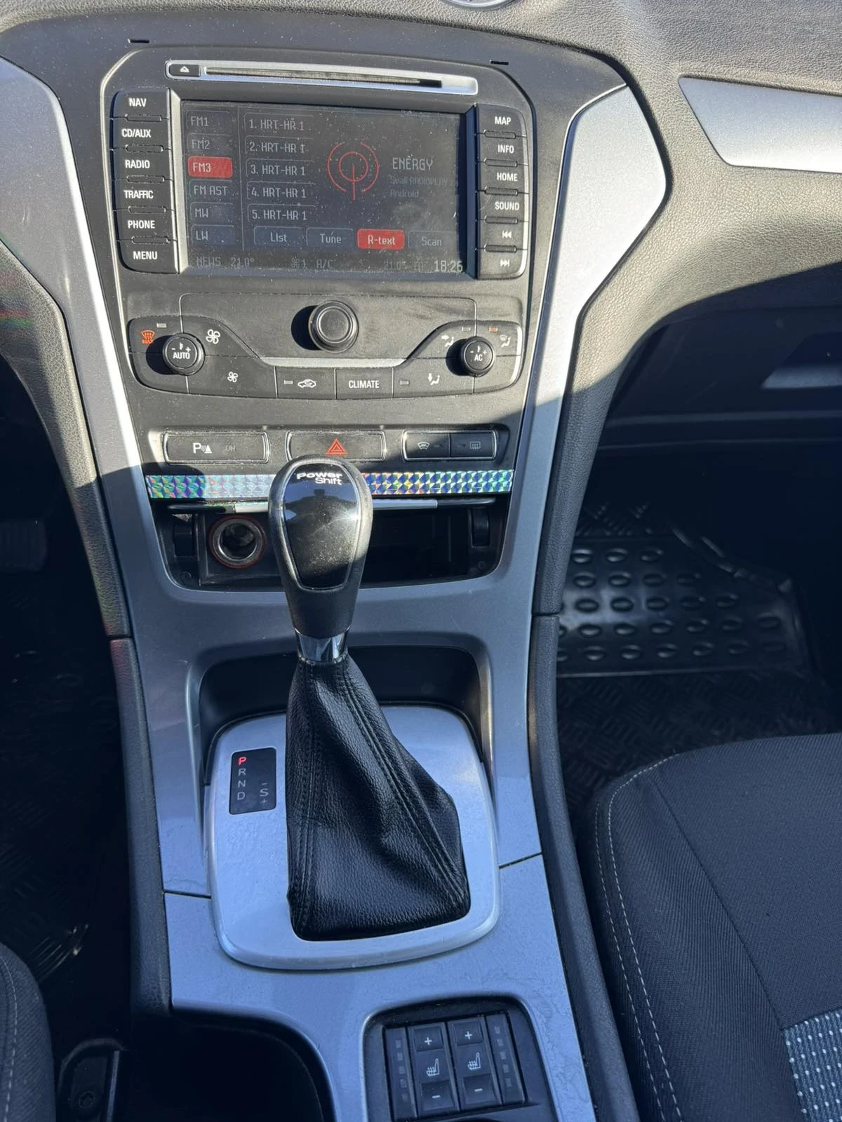 Ford Mondeo, снимка 15 - Автомобили и джипове - 54810330