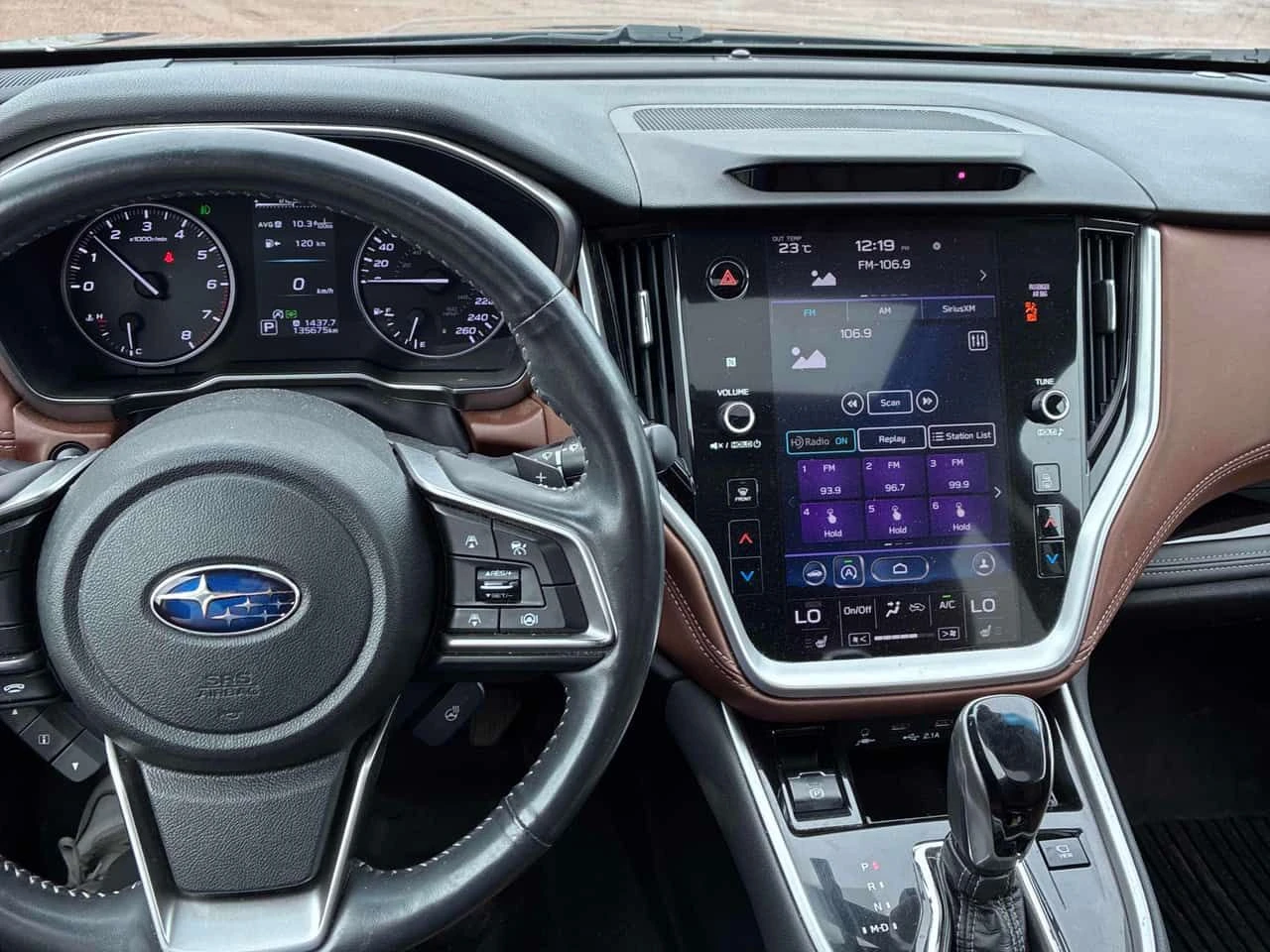 Subaru Outback * Premier XT * ПОДГРЕВИ * ПАНО * KEYLESS * CARFAX, снимка 9 - Автомобили и джипове - 54858715