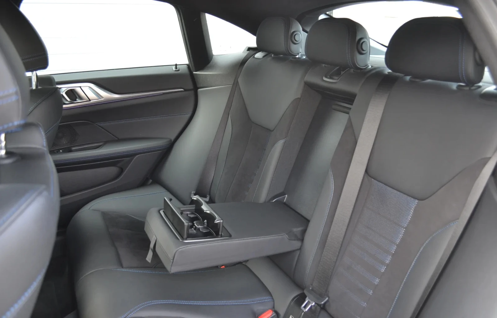 BMW 430 M-Sport xDrive, снимка 7 - Автомобили и джипове - 54870729
