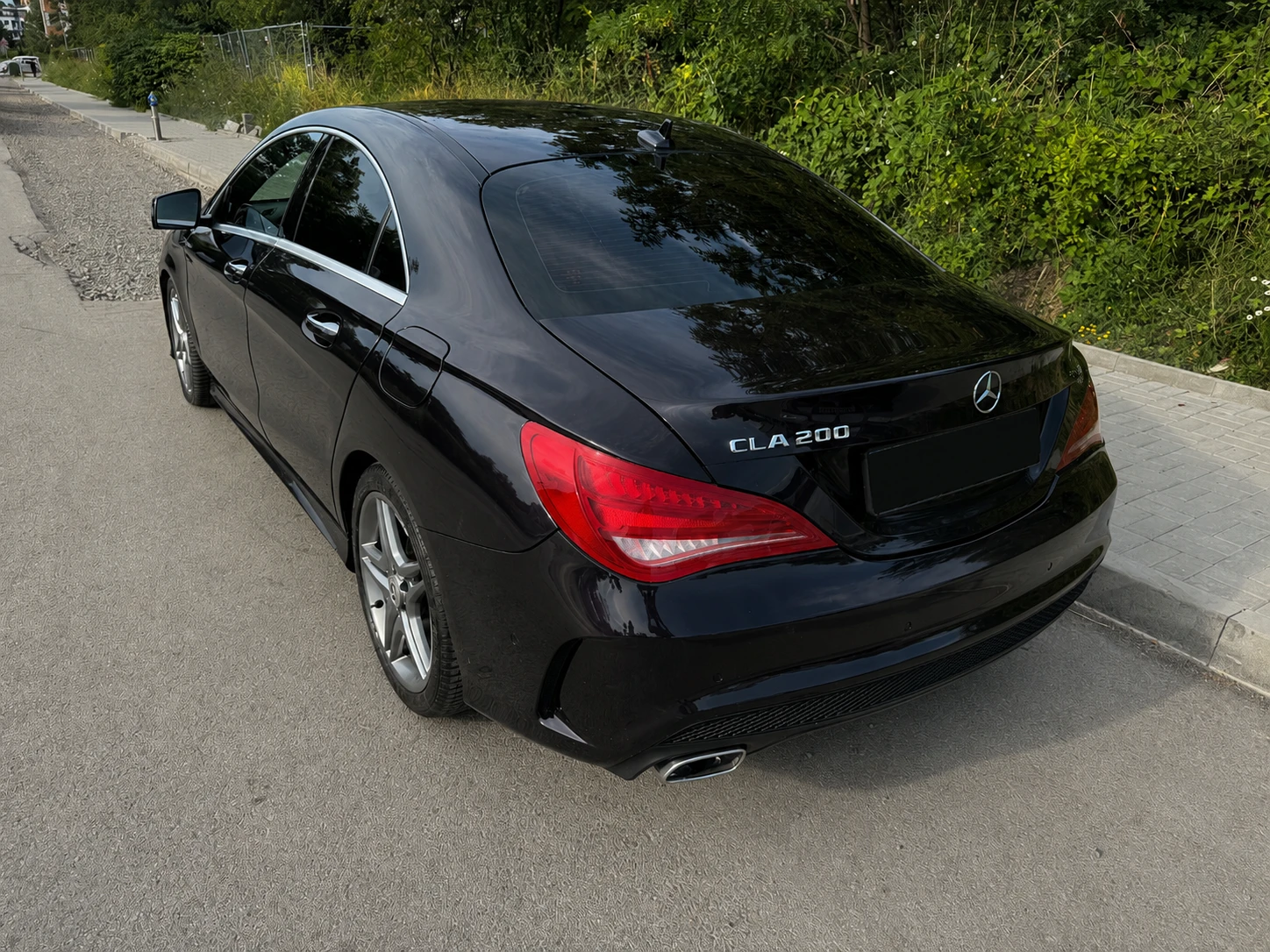 Mercedes-Benz CLA 200 AMG Line, снимка 3 - Автомобили и джипове - 55378536