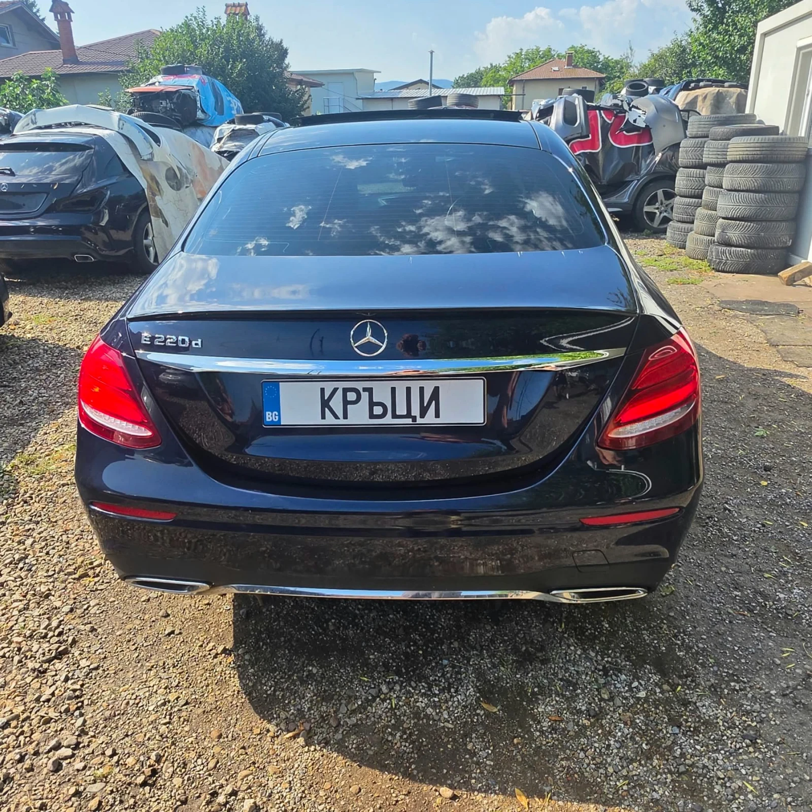 Mercedes-Benz E 220 AMG packet , снимка 5 - Автомобили и джипове - 55806114