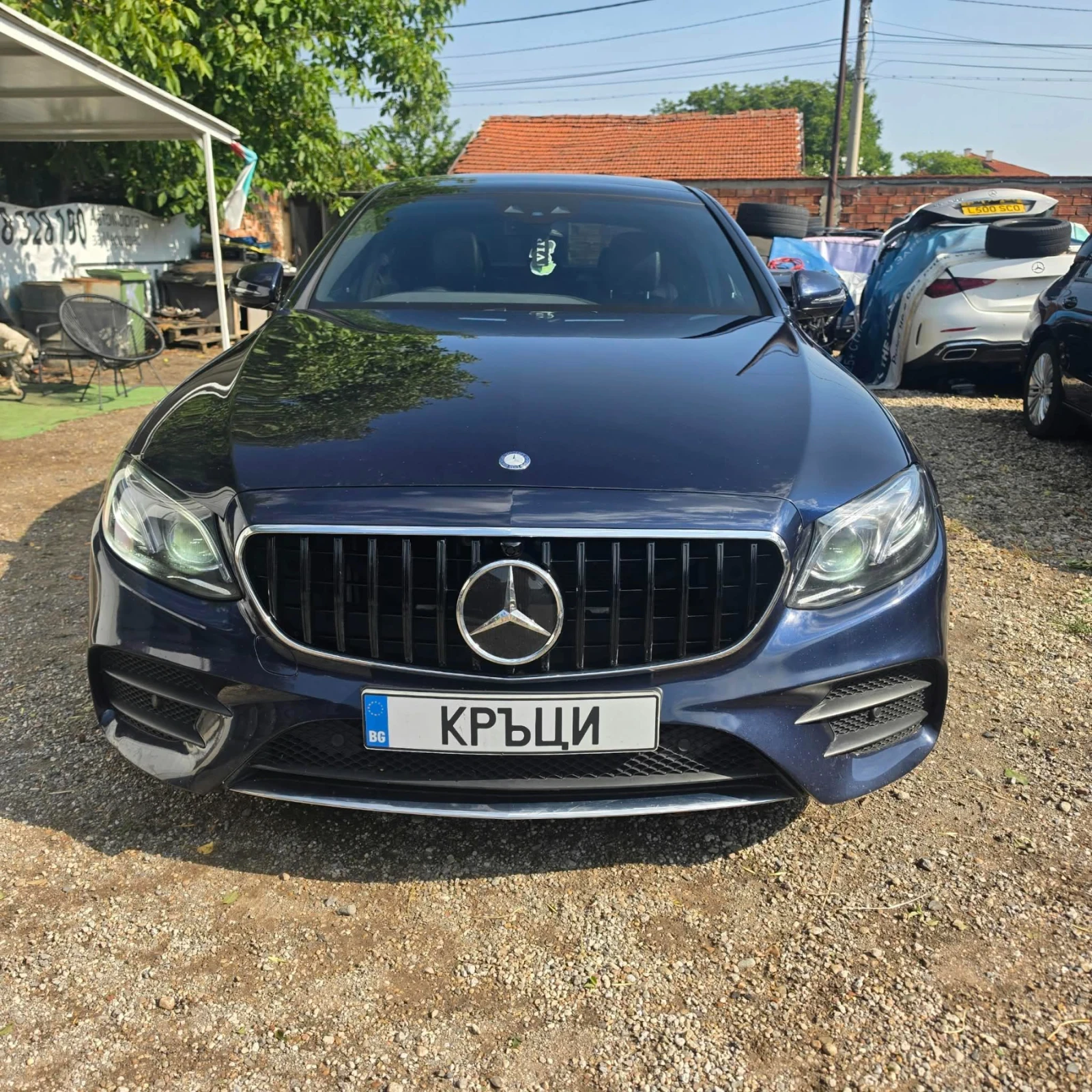 Mercedes-Benz E 220 AMG packet 