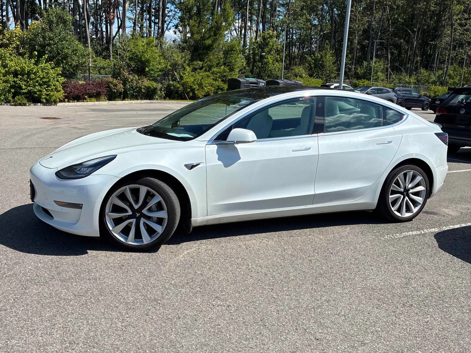 Tesla Model 3 Long Range | CARFAX | АВТОФИНАНСИРАНЕ, снимка 3 - Автомобили и джипове - 55892597