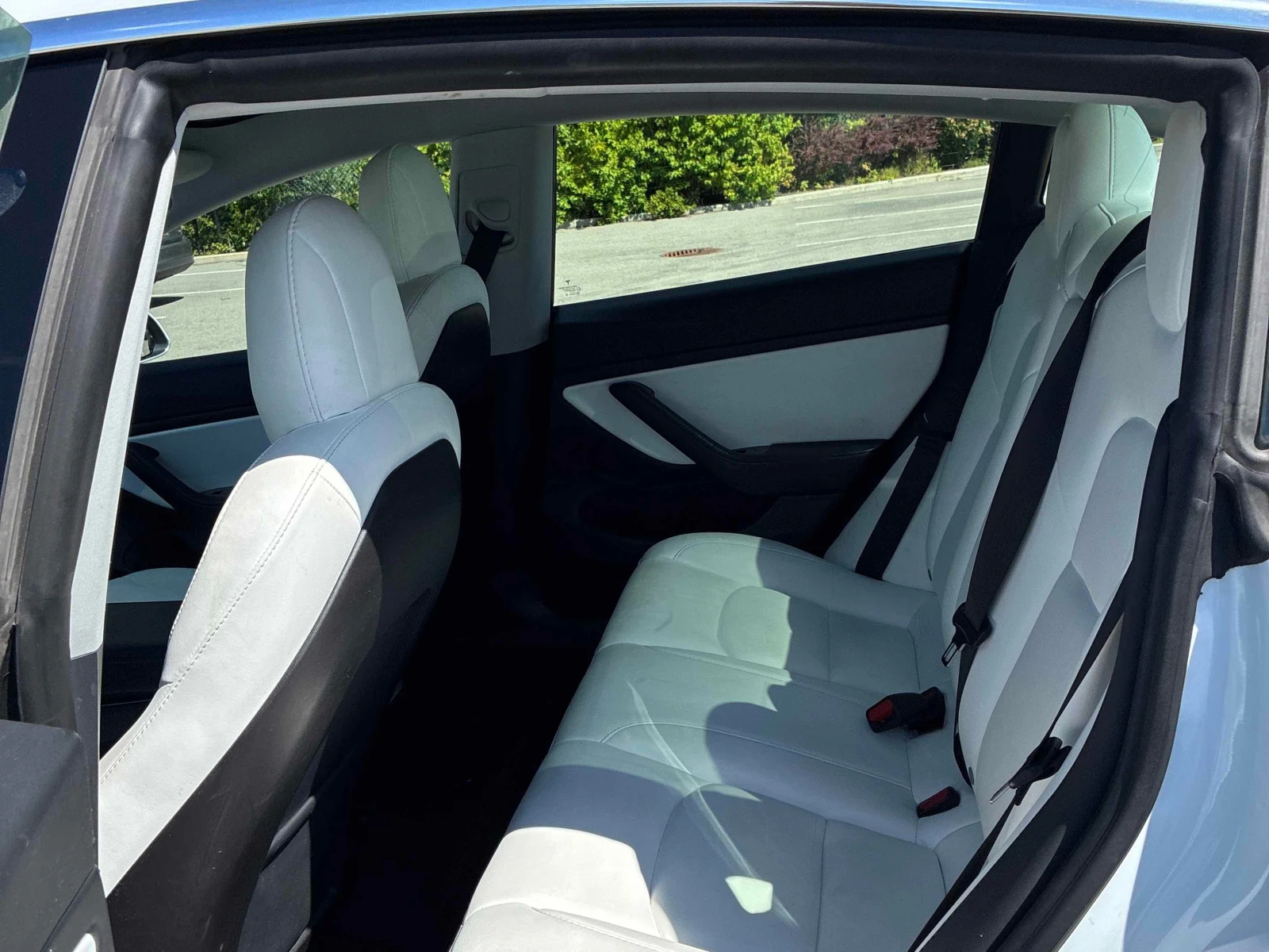 Tesla Model 3 Long Range | CARFAX | АВТОФИНАНСИРАНЕ, снимка 14 - Автомобили и джипове - 55892597