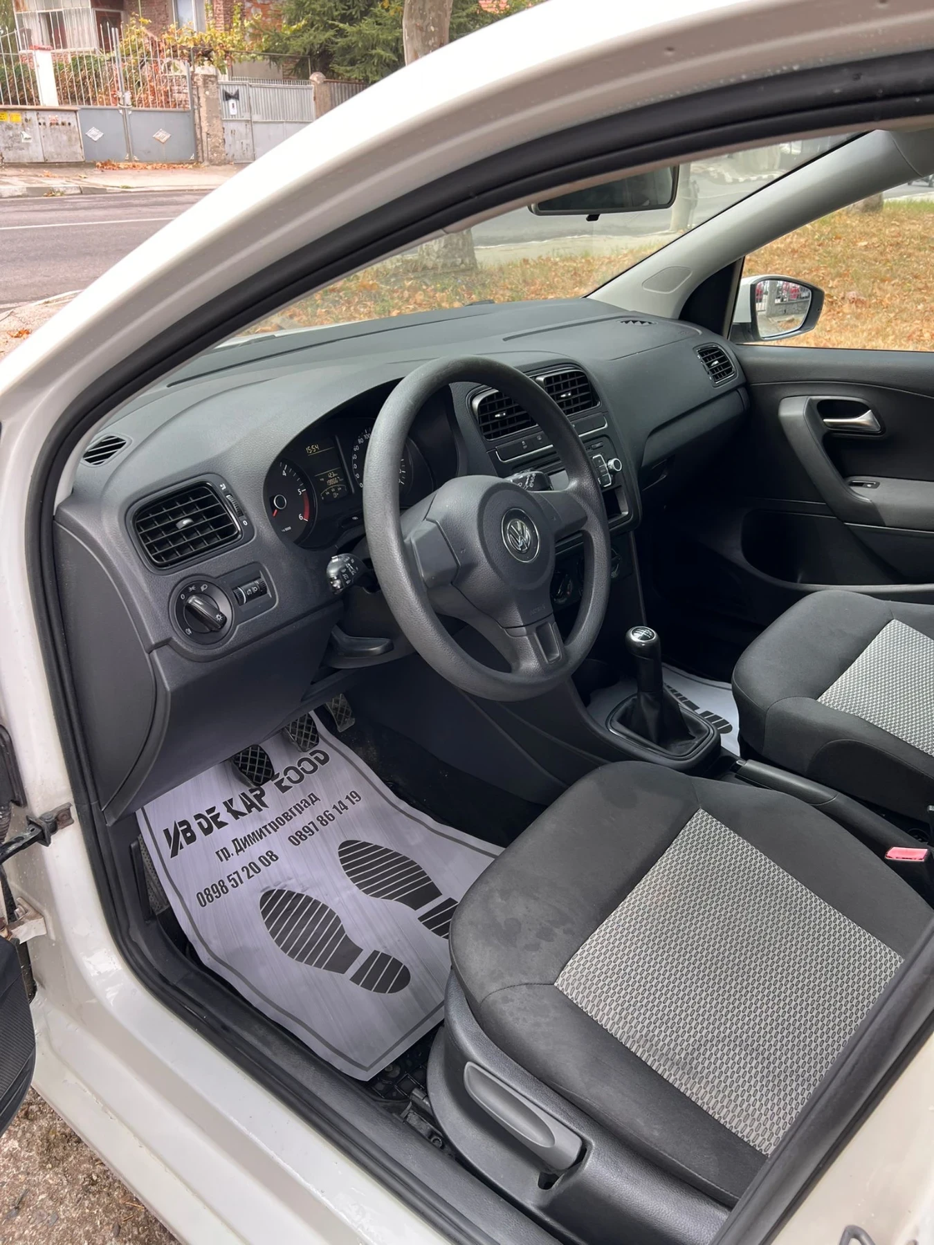 VW Polo 1.2 BENZIN AUSTRIA , снимка 8 - Автомобили и джипове - 56225345