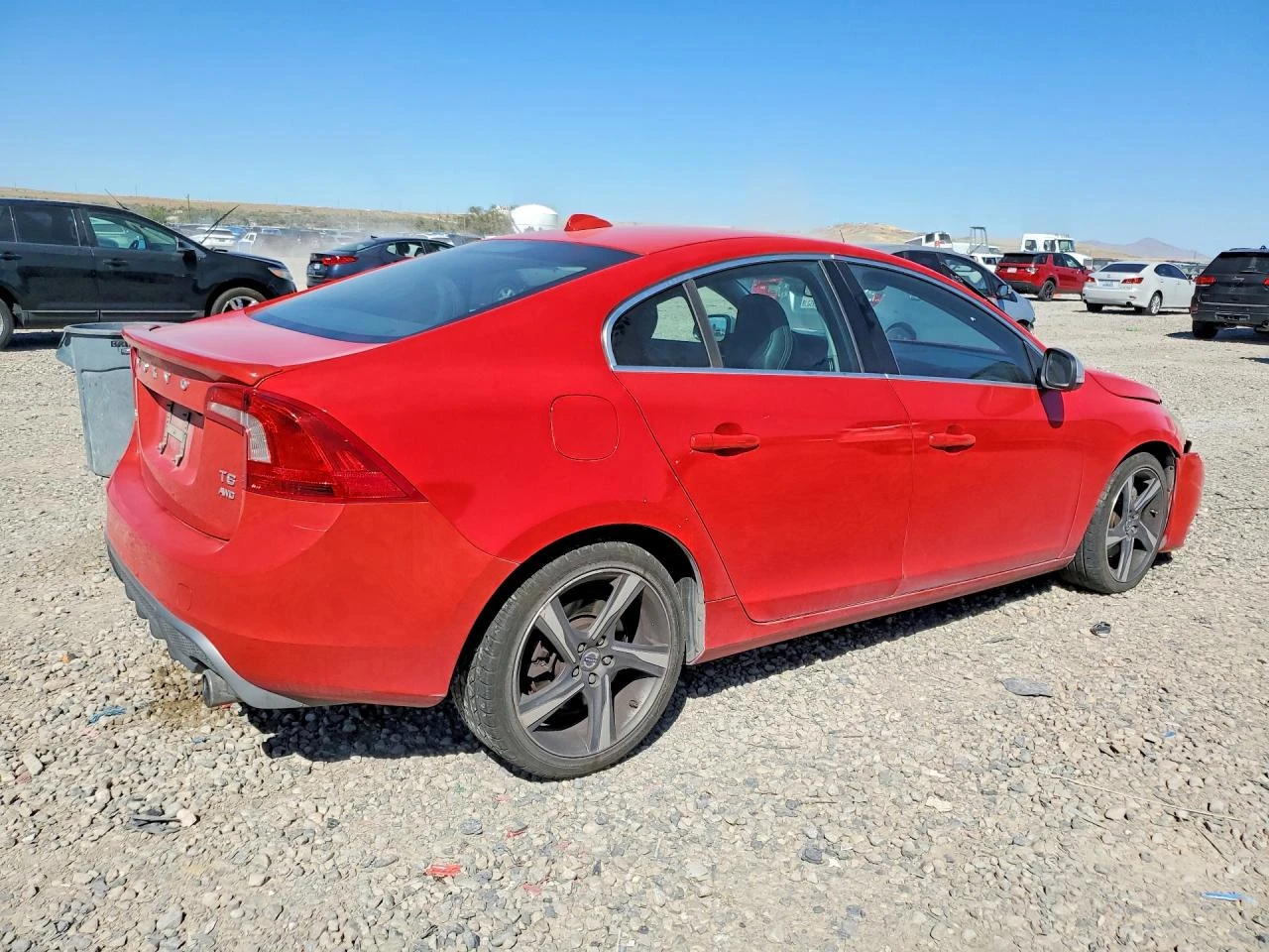 Volvo S60 T6* AWD* R-DESIGN* ОПЦИЯ ЗА ЛИЗИНГ, снимка 3 - Автомобили и джипове - 56310601