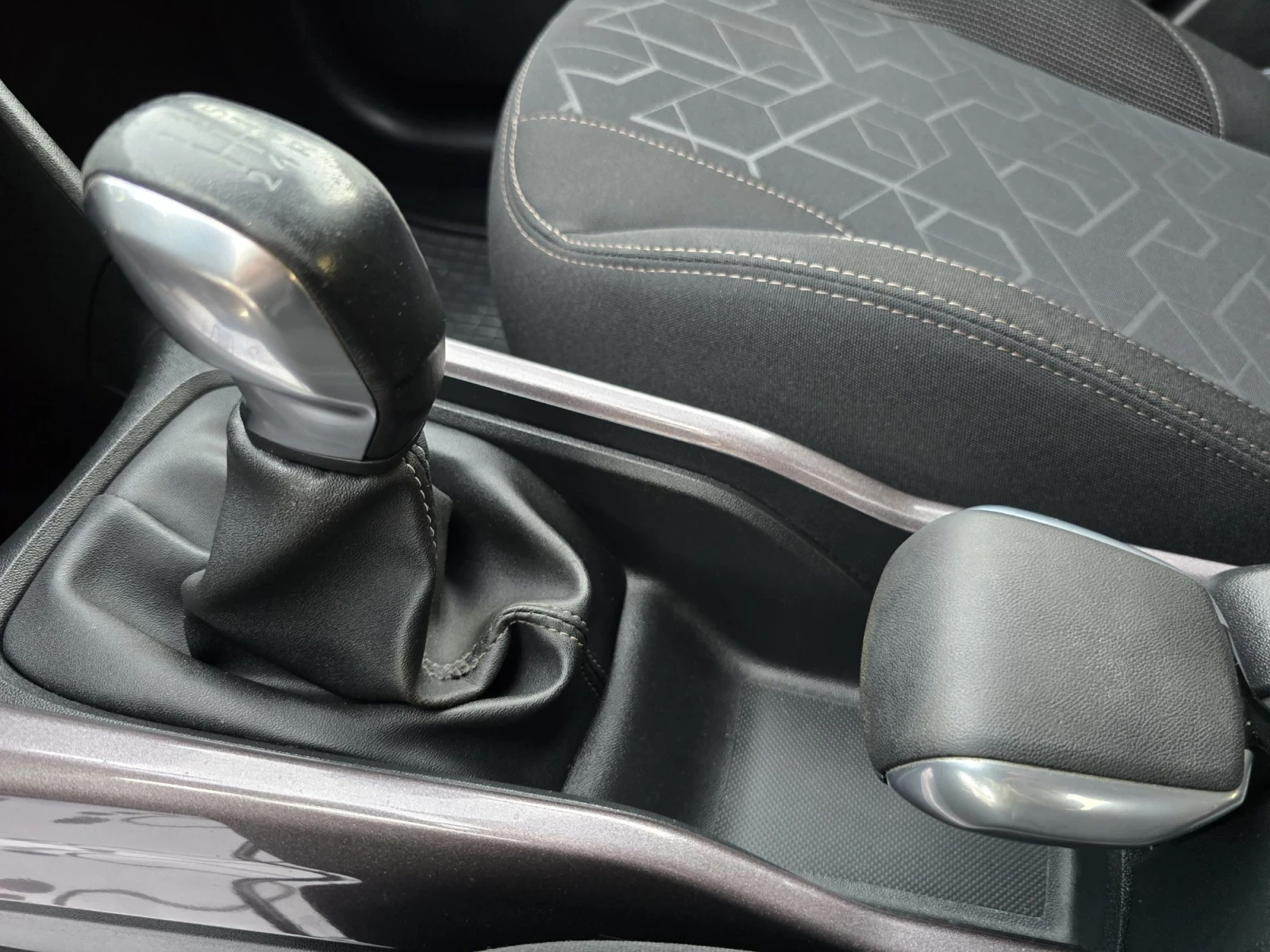 Peugeot 2008 1.2I STYLE 104000KM | Mobile.bg � ����������� 17