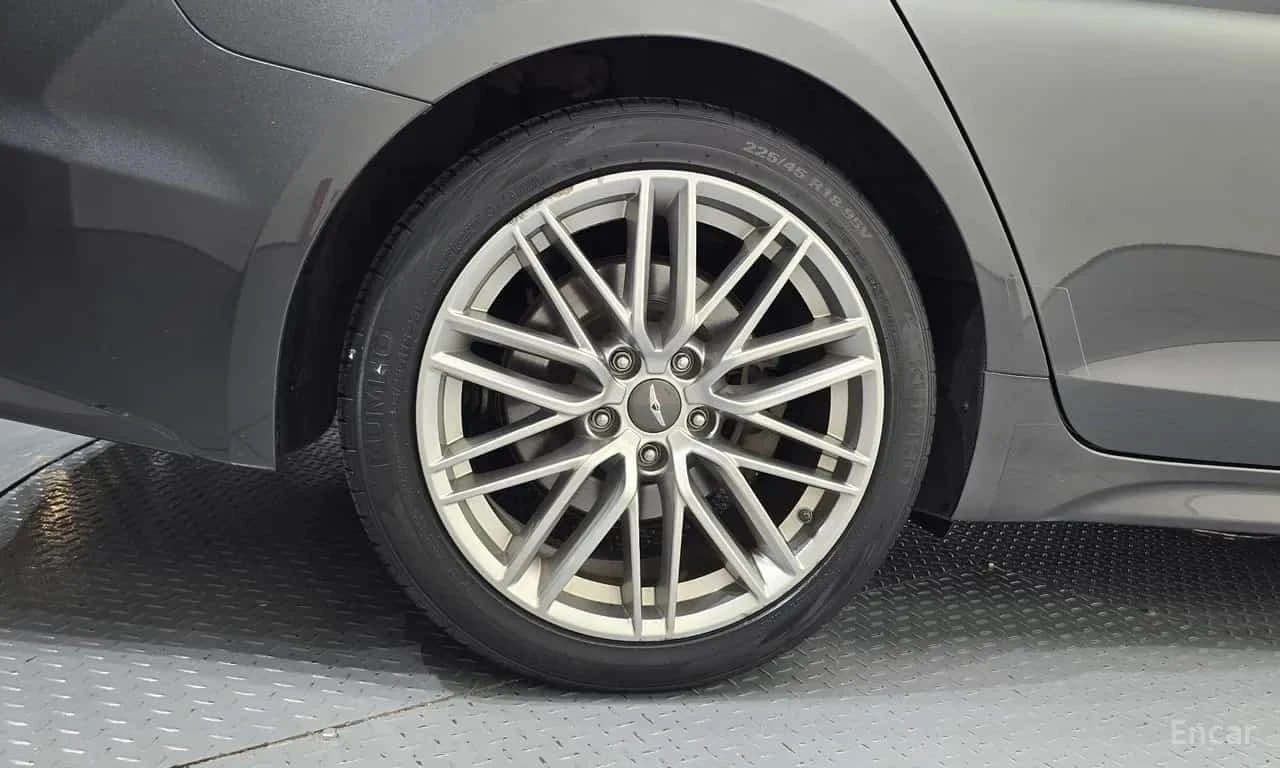 Genesis G70 * 2.0T AWD * ��������� * HUD * ���� �� �� *  | Mobile.bg � ����������� 5
