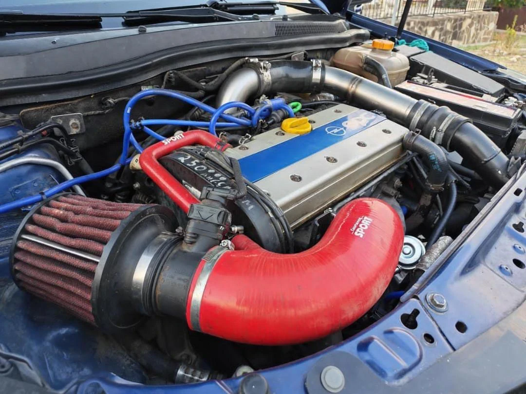 Opel Astra 2.0, снимка 9 - Автомобили и джипове - 56663574