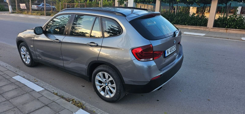 BMW X1 2.0, снимка 3 - Автомобили и джипове - 47419363