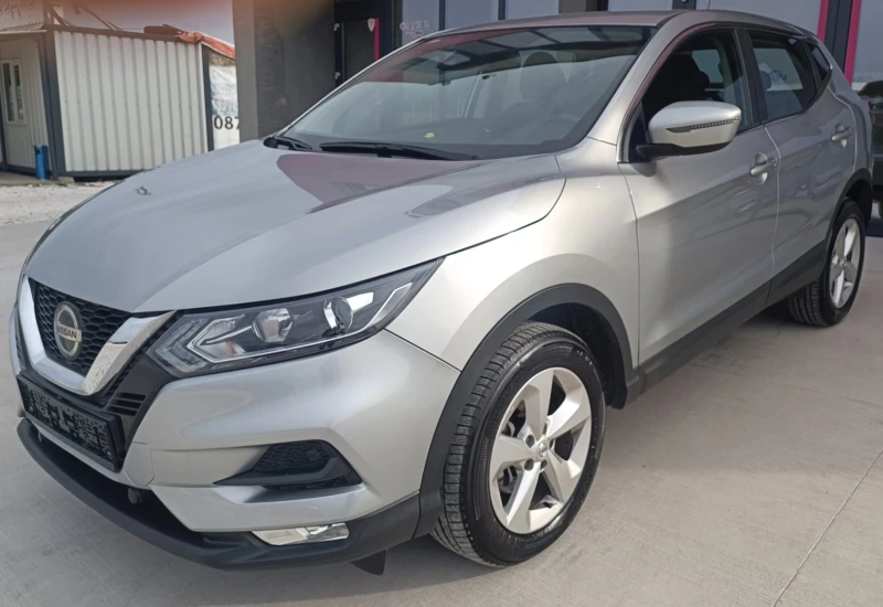 Nissan Qashqai 1.5 dCi, снимка 2 - Автомобили и джипове - 49459224