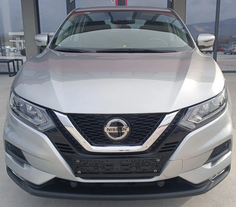 Nissan Qashqai 1.5 dCi, снимка 1 - Автомобили и джипове - 49459224