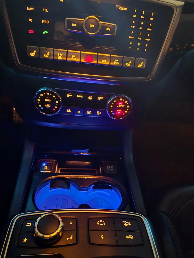 Mercedes-Benz GL 63 AMG AMG, снимка 12 - Автомобили и джипове - 52876651