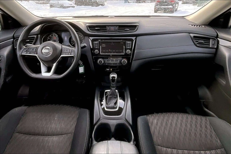 Nissan Rogue * CARFAX * ЦЕНА ДО БГ, снимка 4 - Автомобили и джипове - 53384387