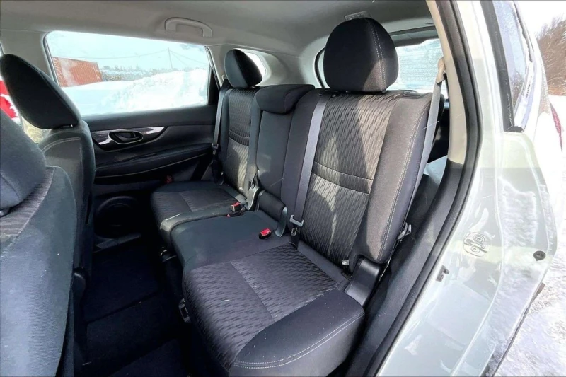 Nissan Rogue * CARFAX * ЦЕНА ДО БГ, снимка 10 - Автомобили и джипове - 53384387