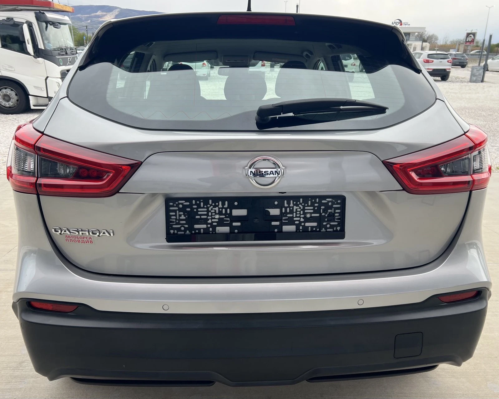 Nissan Qashqai 1.5 dCi - изображение 6