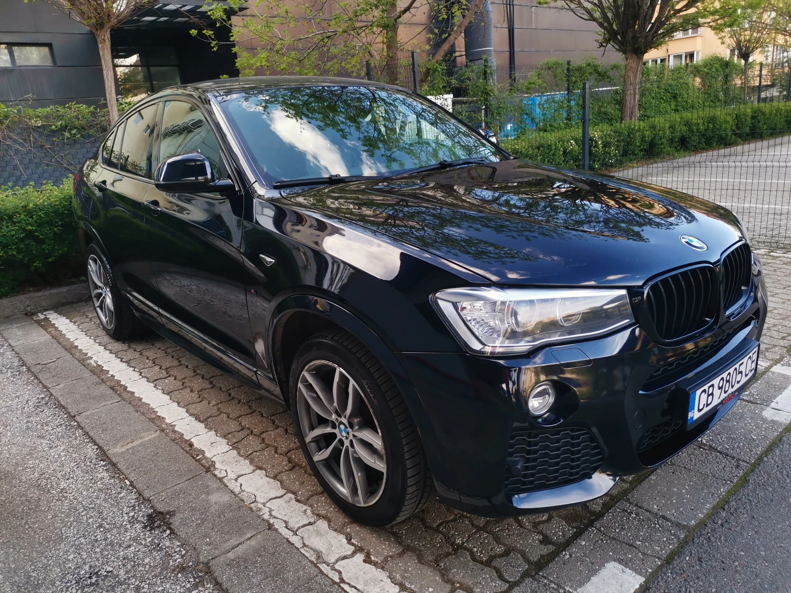BMW X4 30dX M-Pack - изображение 3