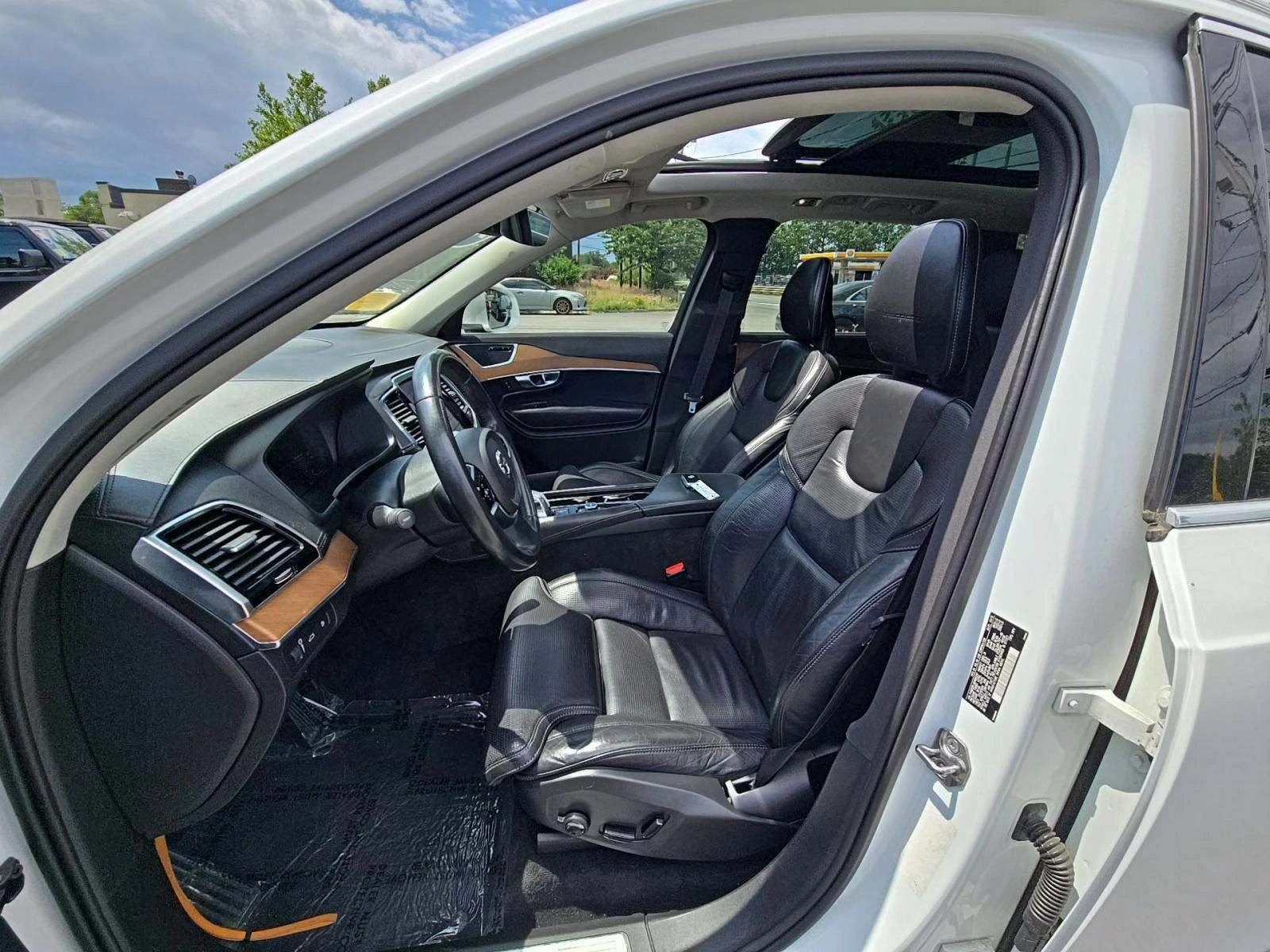 Volvo Xc90 INSCRIPTION* T8* 360* 7МЕСТА* DISTRONIK* NAPPA - изображение 8