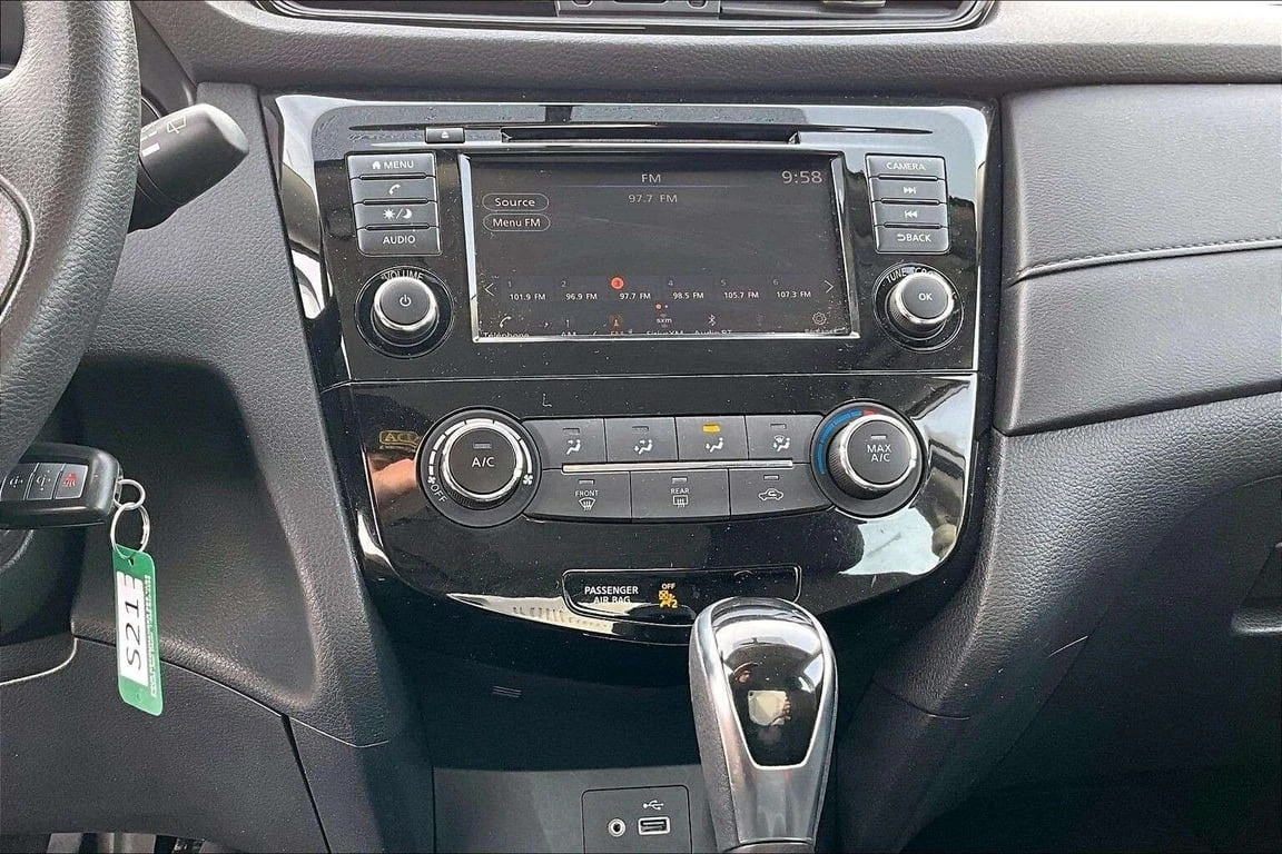 Nissan Rogue * CARFAX * ���� �� �� | Mobile.bg � ����������� 17