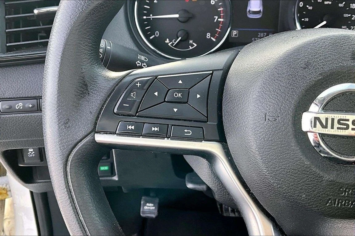 Nissan Rogue * CARFAX * ���� �� �� | Mobile.bg � ����������� 12