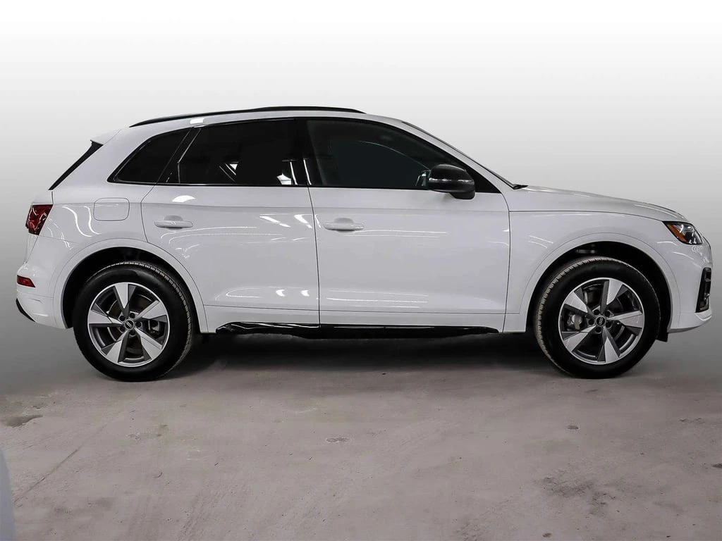 Audi Q5 * quattro Premium * CARFAX * ЦЕНА ДО БГ - изображение 3