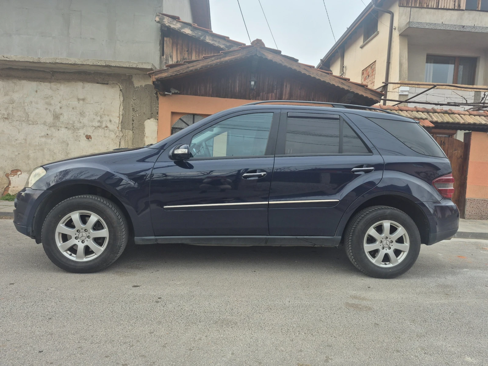 Mercedes-Benz ML 320 ML 320 ! Top !, снимка 9 - Автомобили и джипове - 53959946