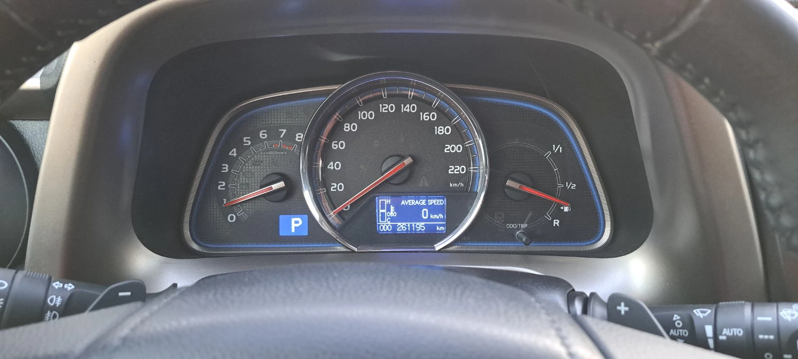 Toyota Rav4 2.0 i 4x4 Авт. Кожа, Нави, Подгрев, LED, снимка 11 - Автомобили и джипове - 54455524