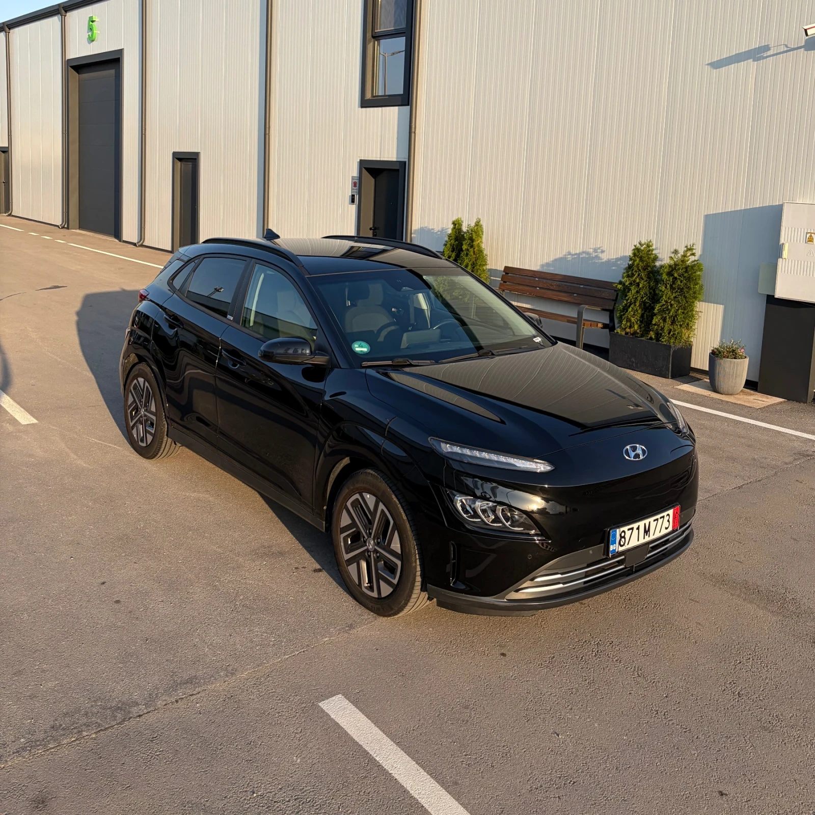 Hyundai Kona, снимка 2 - Автомобили и джипове - 55658437