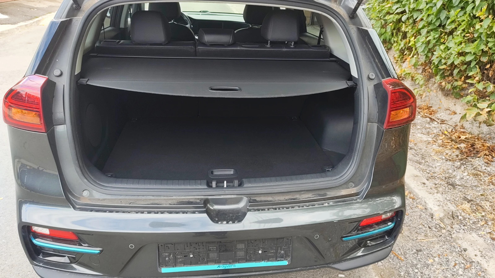 Kia Niro 65KWh* SOH 100%* EXECUTIVE LINE* LED* , снимка 15 - Автомобили и джипове - 56245812