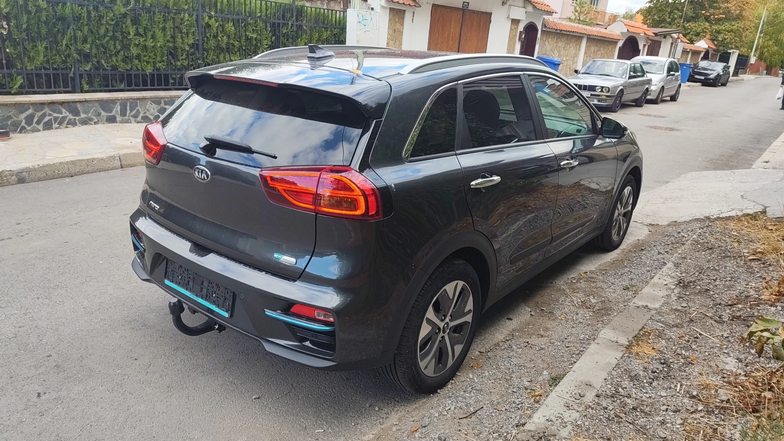 Kia Niro 65KWh* SOH 100%* EXECUTIVE LINE* LED* , снимка 3 - Автомобили и джипове - 56245812