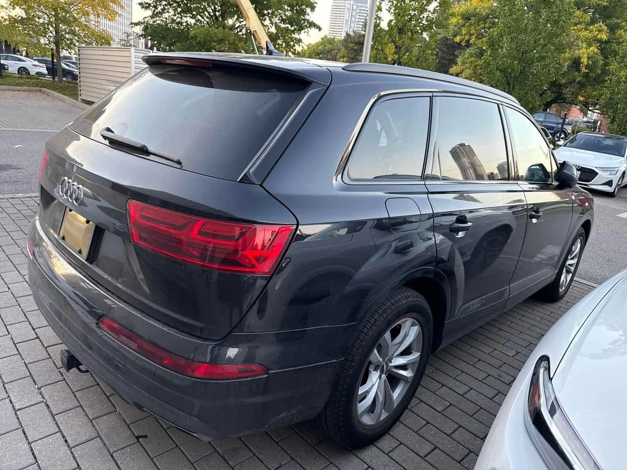 Audi Q7 * Progressiv * CARFAX * ����� �� ����������� | Mobile.bg � ����������� 3