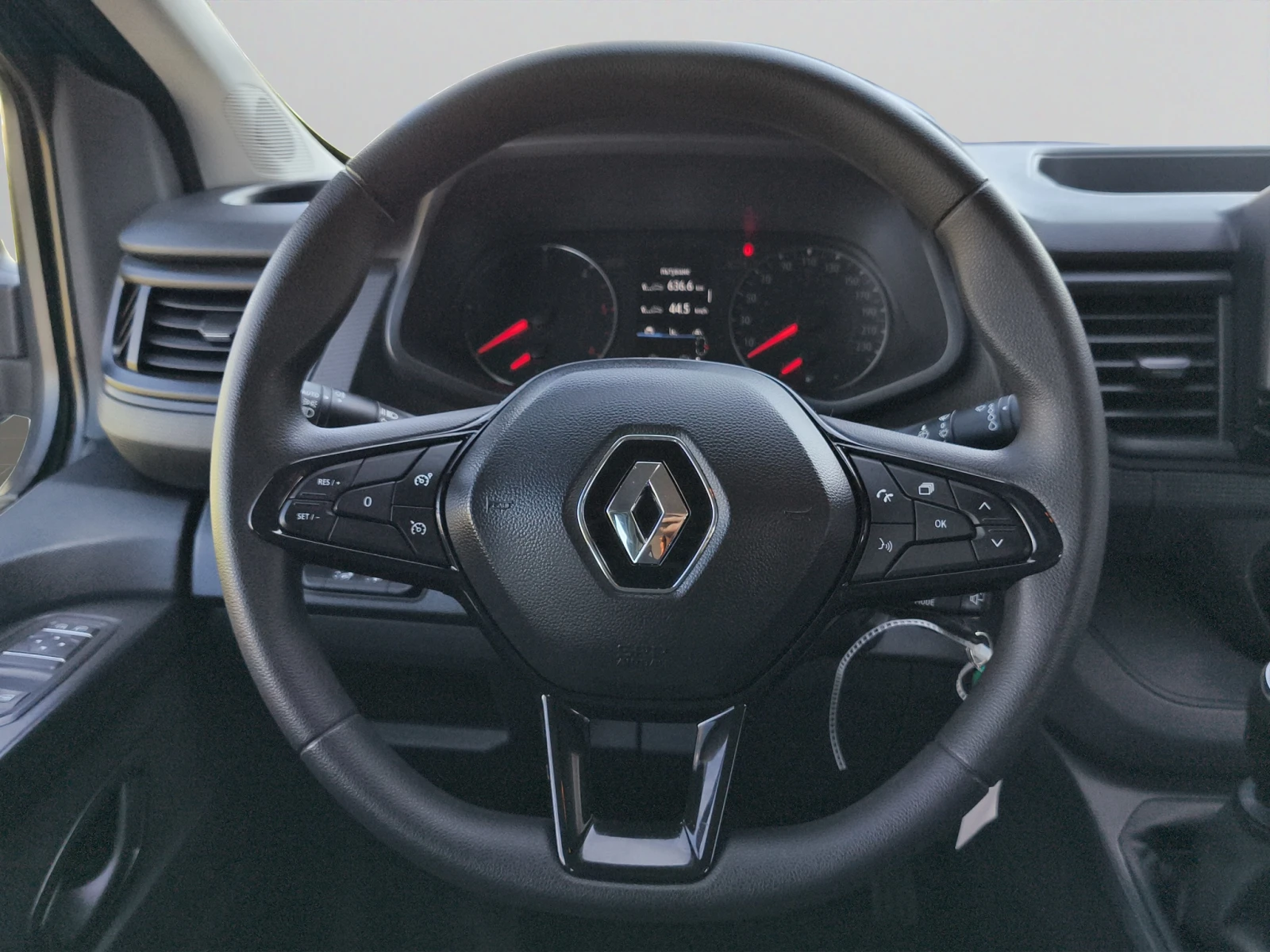 Renault Trafic 2.0 BLUE dCi 110, L1H1, 8+ 1 �����, EURO6//2302R05 | Mobile.bg � ����������� 10