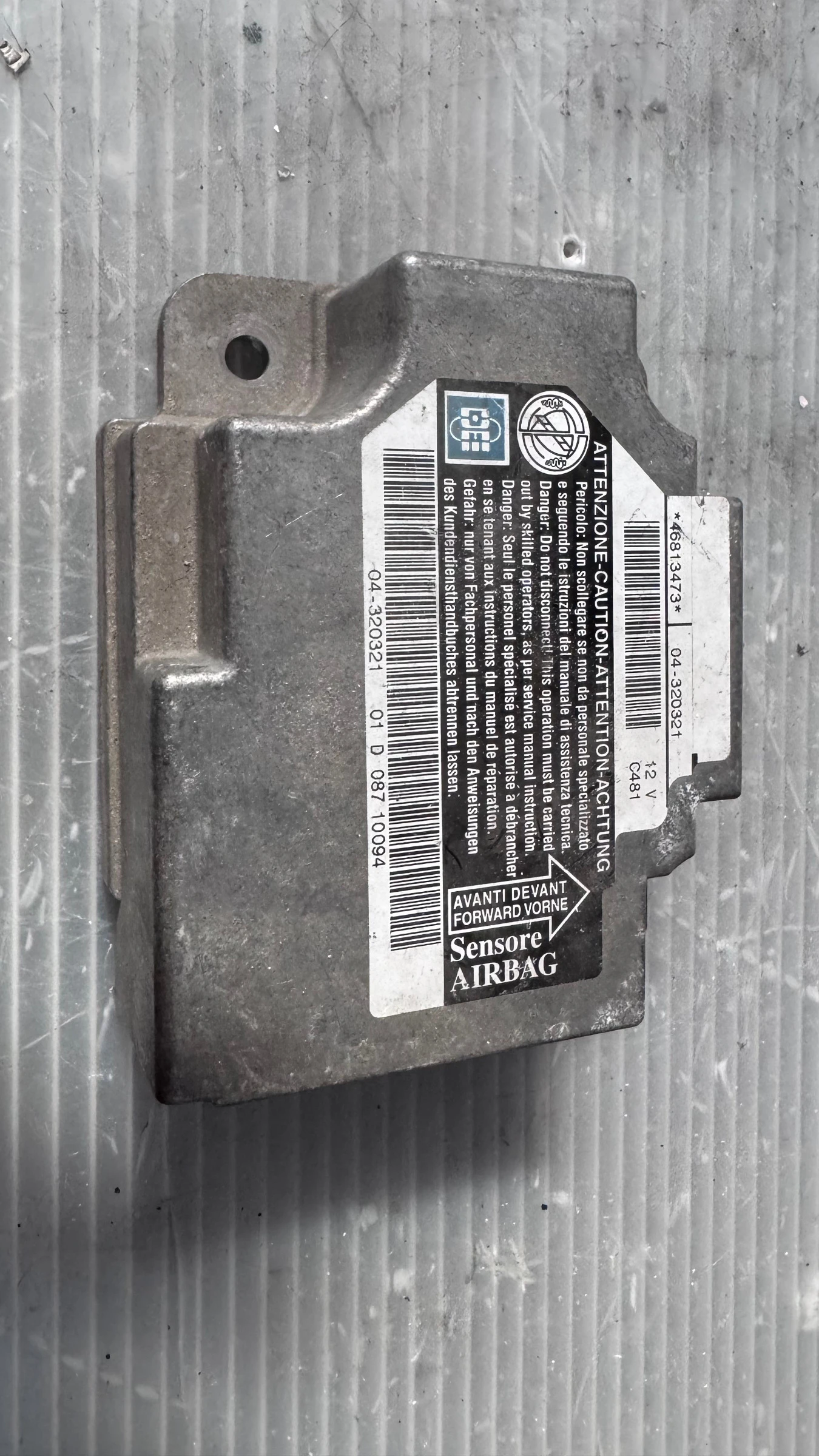 Airbag  /  /  a Alfa Romeo 147 - 46813473 / 04-320321 | Mobile.bg   1