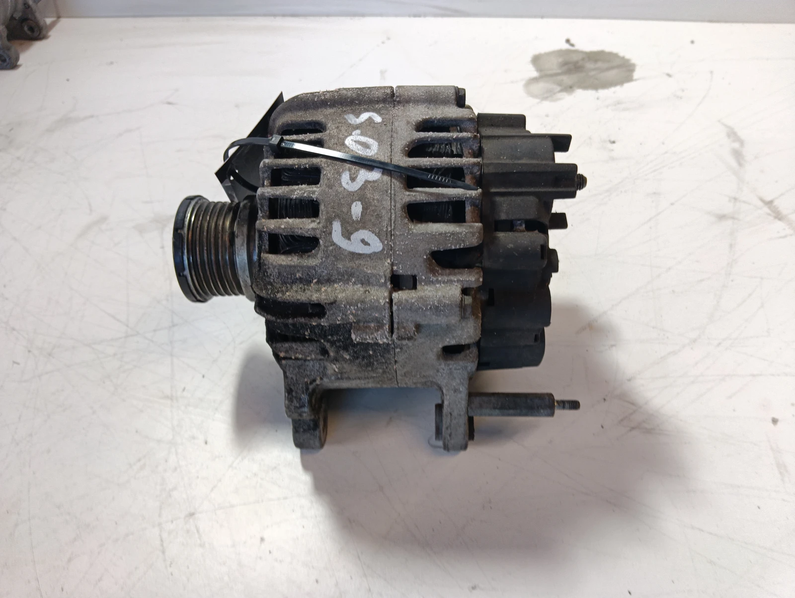 алтернатор 2.0TDI Skoda Octavia